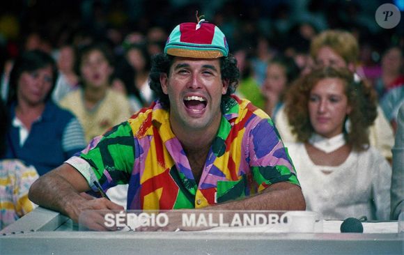 Silvio Santos revelou Sérgio Mallandro na TV: parceria foi levada para o 'Show de Calouros', onde o apresentador ficou até 1990, quando migrou para a Globo