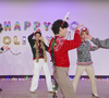 A versão natalina do hit 'Butter', do BTS, também vai fazer todo mundo dançar na ceia de Natal