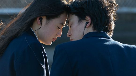 Acabei de assistir a um dos melhores doramas de romance da Netflix: são 9 episódios de uma relação dramática sobre passado e destino