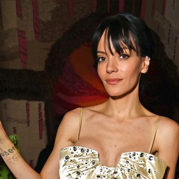 Lily Allen chegou a declarar que faturava mais no OnlyFans mostrando os pés do que com royalties de suas músicas no Spotify