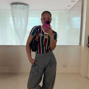 A esposa de Thiago Silva também opinou sobre as críticas que recebe de outras mulheres nas redes sociais