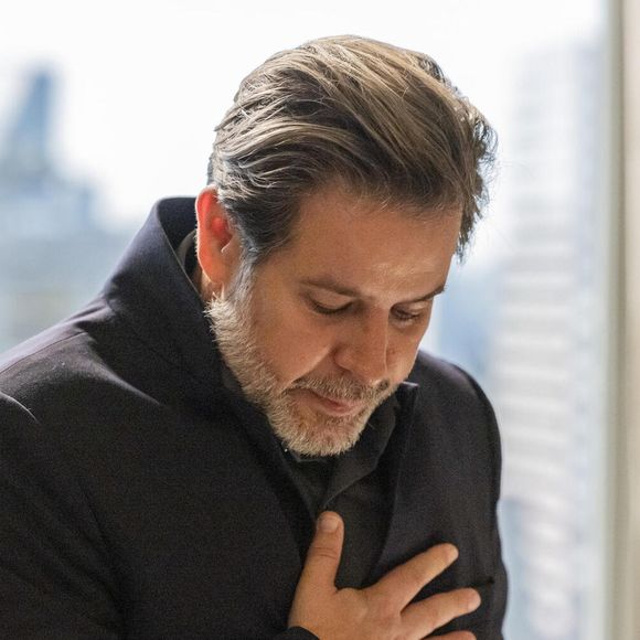 Ferette (Murilo Benício) termina 'Três Graças' preso, doente e sozinho