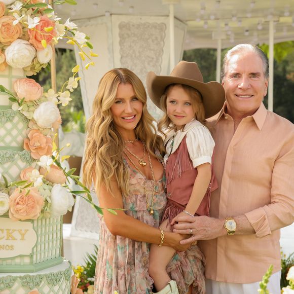 Roberto Justus e Ana Paula Siebert organizaram uma festa luxuosa para a filha Vicky neste sábado, dia 16 de maio