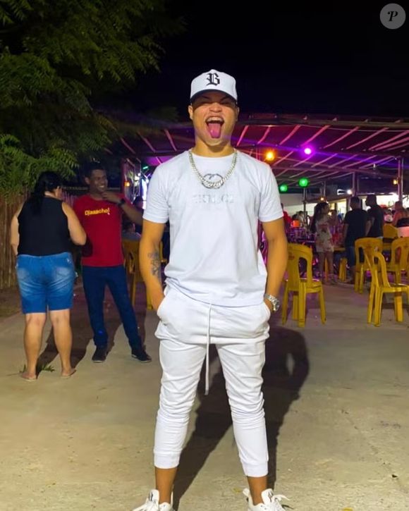 Com três anos de carreira dedicados ao gênero arrocha, Rafa Diniz lançou sete discos. Entre seus sucessos destacam-se "E Agora Sonho Meu" (2025), "Aliança" (2025), "Plantão no Boteco" (2024) e "Mulher Segura" (2023).