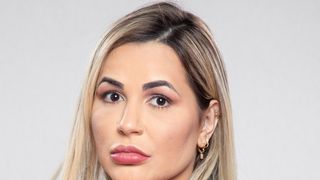 Nem comida fria e nem escorpiões na cela de Deolane Bezerra: órgãos rebatem ponto a ponto relatório da OAB sobre condições da famosa, na prisão há quase 2 meses