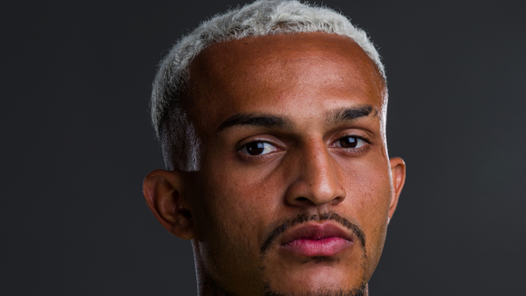 Lesão grau 3 do adutor da coxa interrompe sonho da Copa 2026 para Wesley: médico ortopedista explica grave diagnóstico. 'O maior erro costuma ser o retorno precoce'