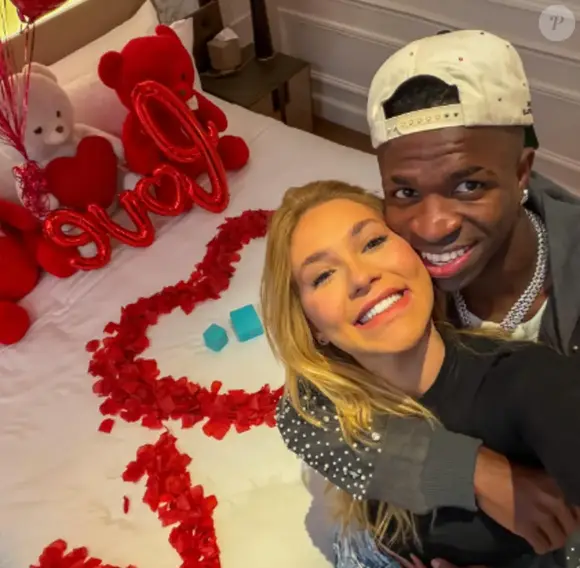 Virgínia Fonseca e Vini Jr. assumem namoro (28 de outubro)