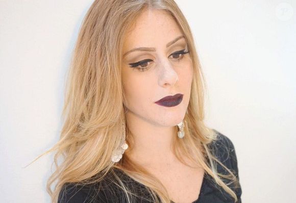 Mari Maria em 2014 era loira e investia em maquiagens marcantes