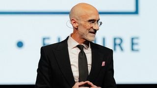 Arthur Brooks, professor da Universidade de Harvard, sobre a inteligência que ganha força na maturidade: 'Ela aumenta extraordinariamente ao longo dos 40 e 50 anos'