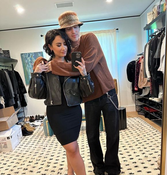O casamento de Demi Lovato ocorreu em meio à uma cerimônia íntima.