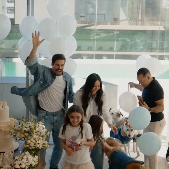 Família reunida: Nicolas Prattes conta que a rotina com Zoe o ensinou a valorizar os pequenos momentos antes da chegada do bebê