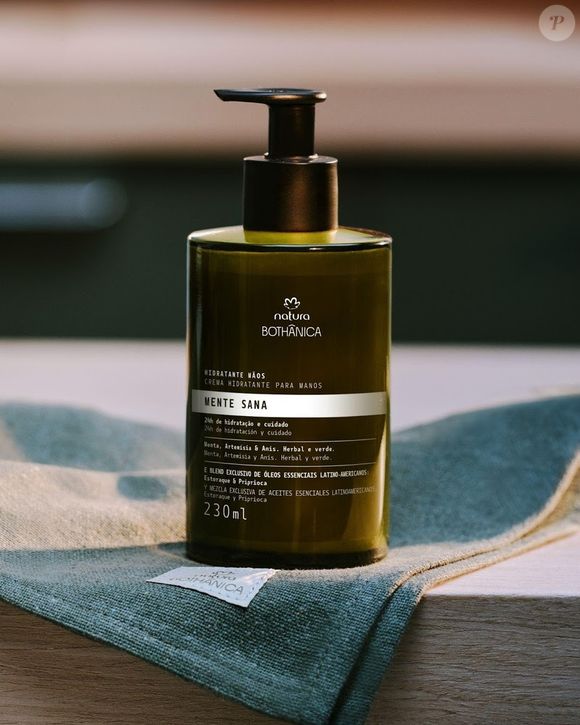 Sabonete líquido da Natura para louças: famílias olfativas em um novo ritual para as mãos que cozinham