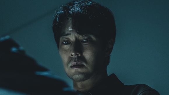 Um k-drama da Netflix com 7 episódios extremamente instigantes: você não vai desgrudar os olhos da TV até o último instante