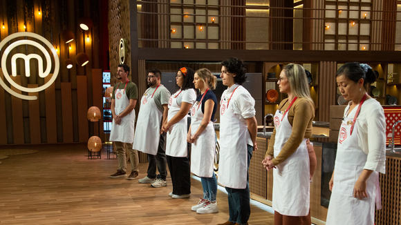 Quem saiu do 'MasterChef Brasil 2025'? Eliminação DUPLA e retorno de Jacquin marcam episódio de fortes emoções
