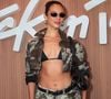 Alane Dias também exibiu sua barriga sarada no Rock in Rio