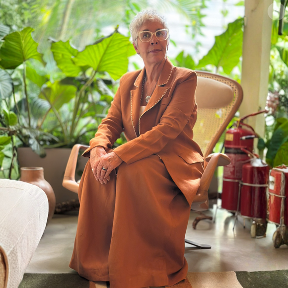 Autoconhecimento de Anitta: mentora detalha como a cantora enfrentou críticas e escolheu viver uma fase mais introspectiva