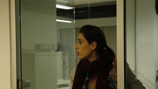 Zeynep fecha acordo com Sule e Cengiz envolvendo Melek em meio a luto por Sinan; resumo do capítulo de quinta-feira (12/02) da novela 'Mãe'