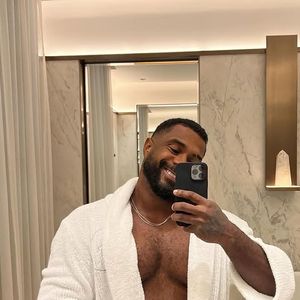 Primeiramente, se você segue Virginia e você está no meu show, você é uma pessoa retardada. Se você segue Carlinhos Maia e você está no meu show, você é uma pessoa retardada, você não devia estar aqui", começou ele.