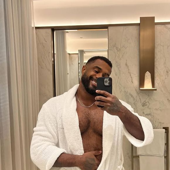 Primeiramente, se você segue Virginia e você está no meu show, você é uma pessoa retardada. Se você segue Carlinhos Maia e você está no meu show, você é uma pessoa retardada, você não devia estar aqui", começou ele.