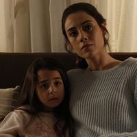 Melek/Turna faz Ali chantagear Zeynep e Gonul vai às pressas para o hospital: novela turca 'Mãe', resumo dos capítulos da semana de 3 a 7 de novembro