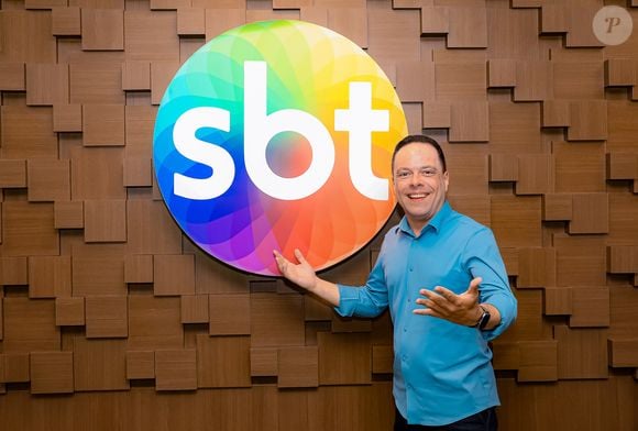 Thiago Gardinali trocou a Record pelo SBT em fevereiro de 2026, estreou na nova emissora em março, mas acabou desligado no fim de julho do mesmo ano