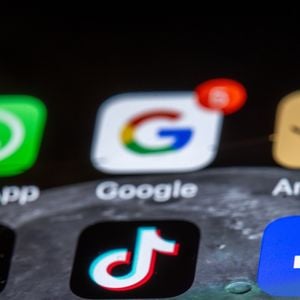 Caso de menina de 8 anos morta após desafio viral reforça alerta de Janja sobre riscos das redes sociais