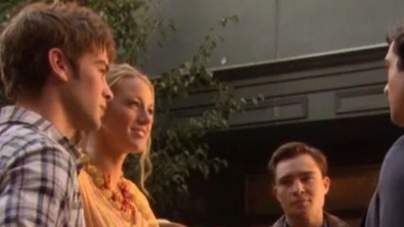 Uma estrela de 'Gossip Girl' + uma comédia romântica de Natal: esse filme vai agitar a Netflix daqui a um mês