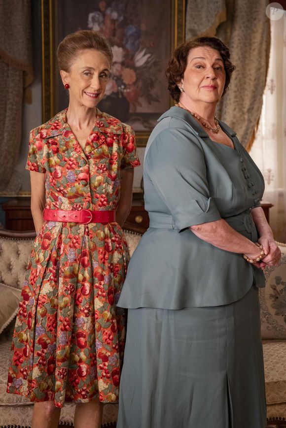 Betty Gofman é irmã de Rosane Gofman; as atrizes estão no elenco de Êta Mundo Melhor', como Medeia e Olímpia