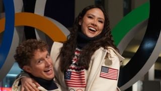 Uma história de amor de dar inveja na Netflix: casal favorito da patinação artística nas Olimpíadas de Inverno 2026 está junto há 10 anos e viveu reviravolta com doping