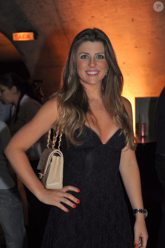 Depois do 'BBB', Íris Stefanelli fez várias participações VIPs em eventos, algo comum para a época