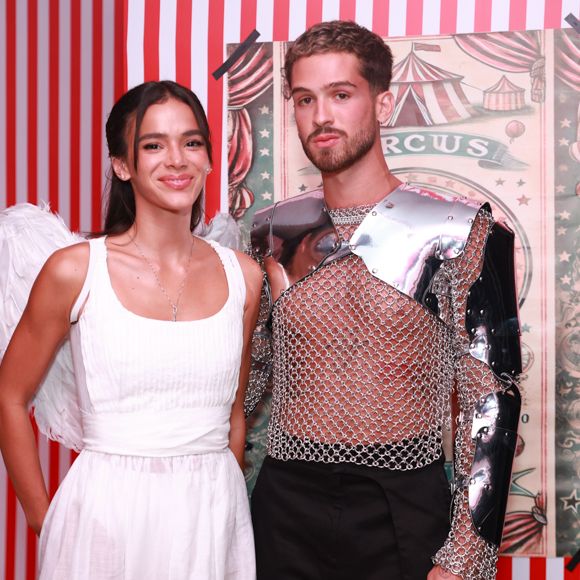 Bruna Marquezine e João Guilherme passaram o Natal nos Estados Unidos