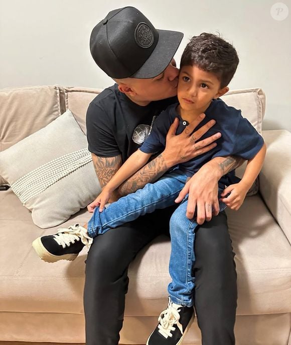 Felipe Araújo revelou que o diagnóstico de autismo do filho Miguel foi um passo para romper o preconceito e acolher a diversidade