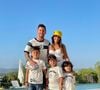 Lionel Messi, a esposa Antonela Roccuzzo e os três filhos moram em Fort Lauderdale, próximo a Miami, em uma mansão de nada menos que R$ 53 milhões