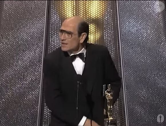 Tommy Lee Jones venceu o Oscar por 'O Fugitivo' em 1994