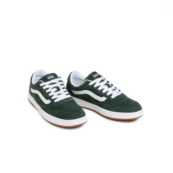 O novo Cruze 3.0 da Vans é o tênis perfeito para os dias frios fora de época