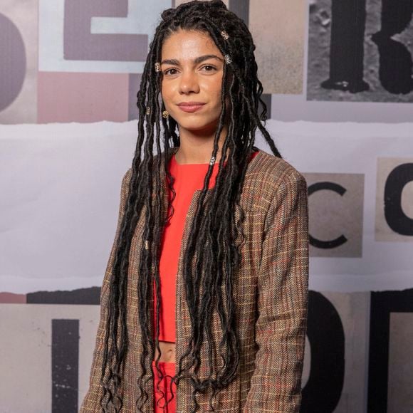 Samanthe Jones será Ana Clara, neta de Nice (Teca Pereira) que sabe o segredo de Odete Roitman (Debora Bloch) em 'Vale Tudo'