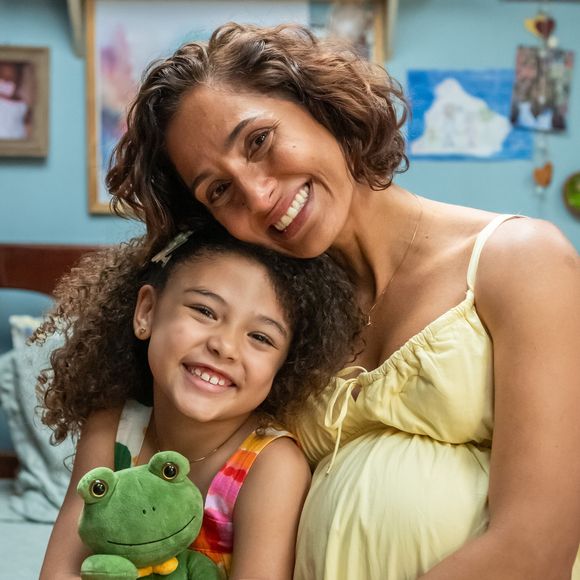 Ellen descobre que Sofia tem 25% das ações da Boaz na novela Dona de Mim