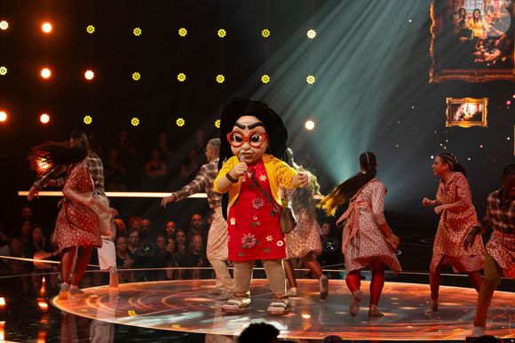 Dona Lurdes se apresentou neste domingo (26)