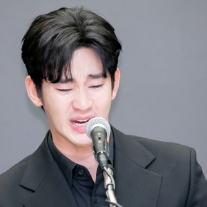 Escândalo internacional: Kim Soo-hyun trocou mensagens íntimas com Kim Sae-ron, quando ela tinha 15 anos; astro dos doramas chegou a chorar e pedir desculpas em coletiva após a atriz ser encontra morta