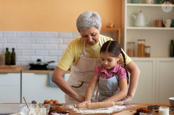 A tendência tem um nome: Nonna Maxxing. Embora seja em grande parte uma questão de estética, na verdade, ela representa algo muito mais profundo.
