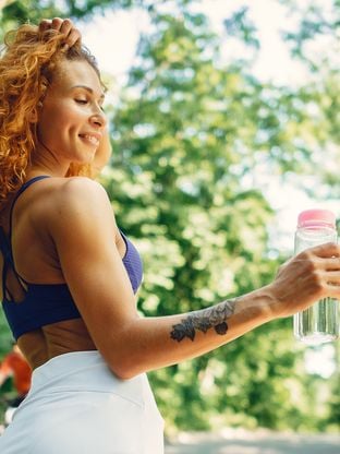 4 novidades de beleza para reduzir celulite, despertar o ânimo e ficar cheirosa