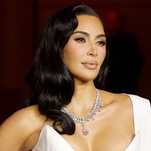 Novamente, Kanye West disparou contra Kim Kardashian: 'A Kim Kardashian é a minha babá'. Eles foram casados entre 2014 e 2022.