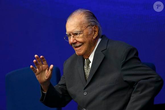 José Sarney não reagiu bem à notícia e buscou se apegar à religião, diz filha diagnosticada com câncer de mama