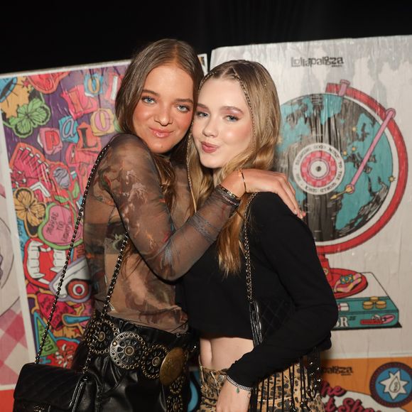 No Lollapalooza 2025: Rafaella Justus posou ao lado da amiga e atriz Pietra Quintela.