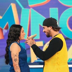 O programa com Ana Castela e Zé Felipe foi exibido neste domingo, 19 de outubro de 2025