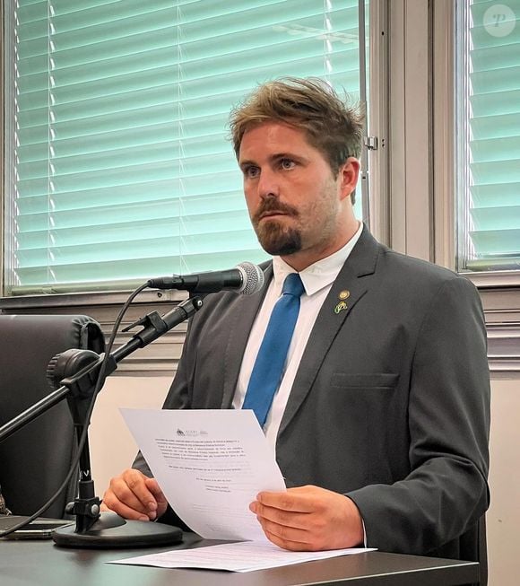 Bruno Gagliasso e o irmão, Thiago Gagliasso, estão em campos opostos por conta da política: 'Você nunca vai me ver falando alguma coisa (ruim) dele'
