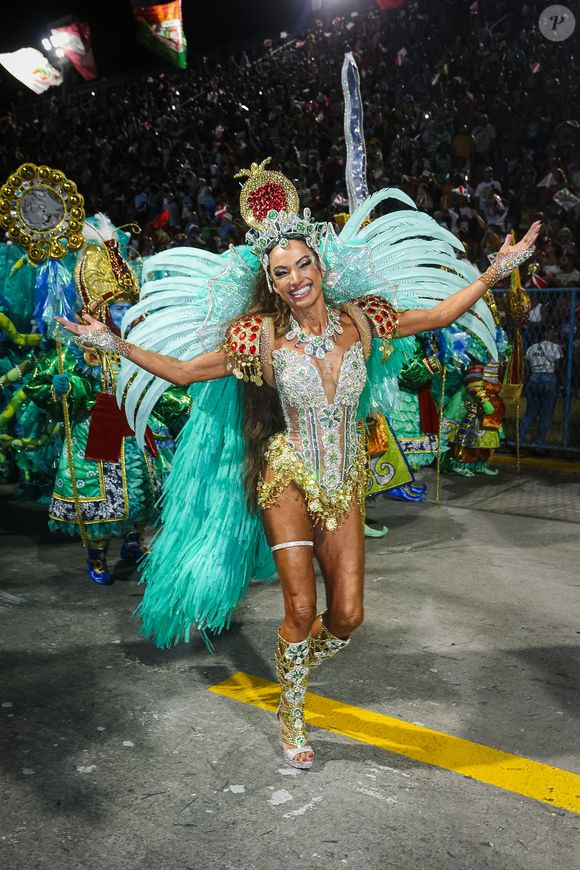 Musa da Grande Rio, Patrícia Poeta fez aulas de samba para desfilar na Sapucaí