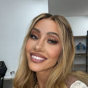 Sabrina Sato usa próteses, dentaduras e até muda traços do rosto para viver personagens