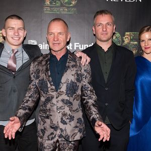 Sting teve filhos tanto de seu primeiro casamento quanto de sua atual união com Trudie Styler. Do primeiro casamento, nasceu Joe Sumner, que chegou ao mundo pouco antes da formação do The Police e seguiu os passos do pai na música. Já Fuschia Kate Sumner, nascida em 1982, construiu uma carreira como atriz, atuando em diversos filmes e programas de televisão. Com Trudie, Sting teve quatro filhos: Mickey Sumner, Jake Sumner, Eliot Sumner e Giacomo Sumner, sendo este o caçula da família.