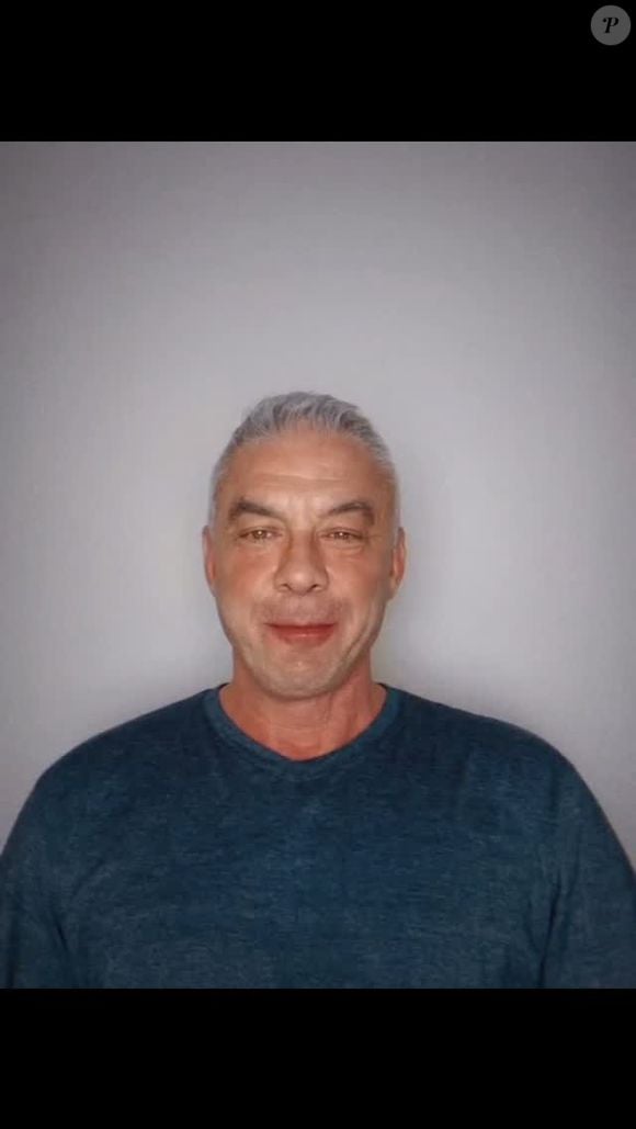 Alexandre Correa pede R$ 30 milhões referentes a lucros das empresas que não foram repassados. Ele também quer R$ 5 milhões de indenização por danos morais